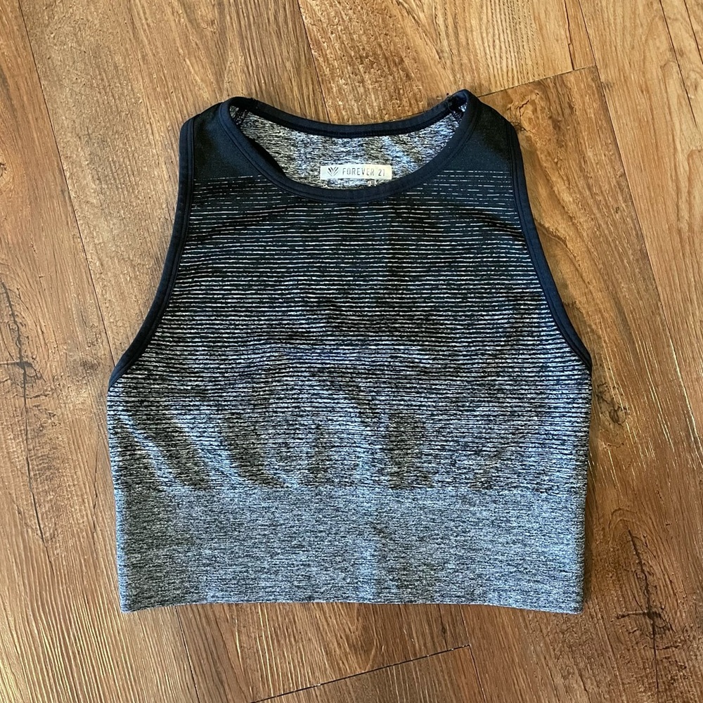 Forever 21 Workout Crop Top